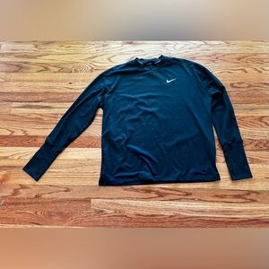Nike Running Black Long Sleeve Top - Thumb holes and fitted wrists - Large